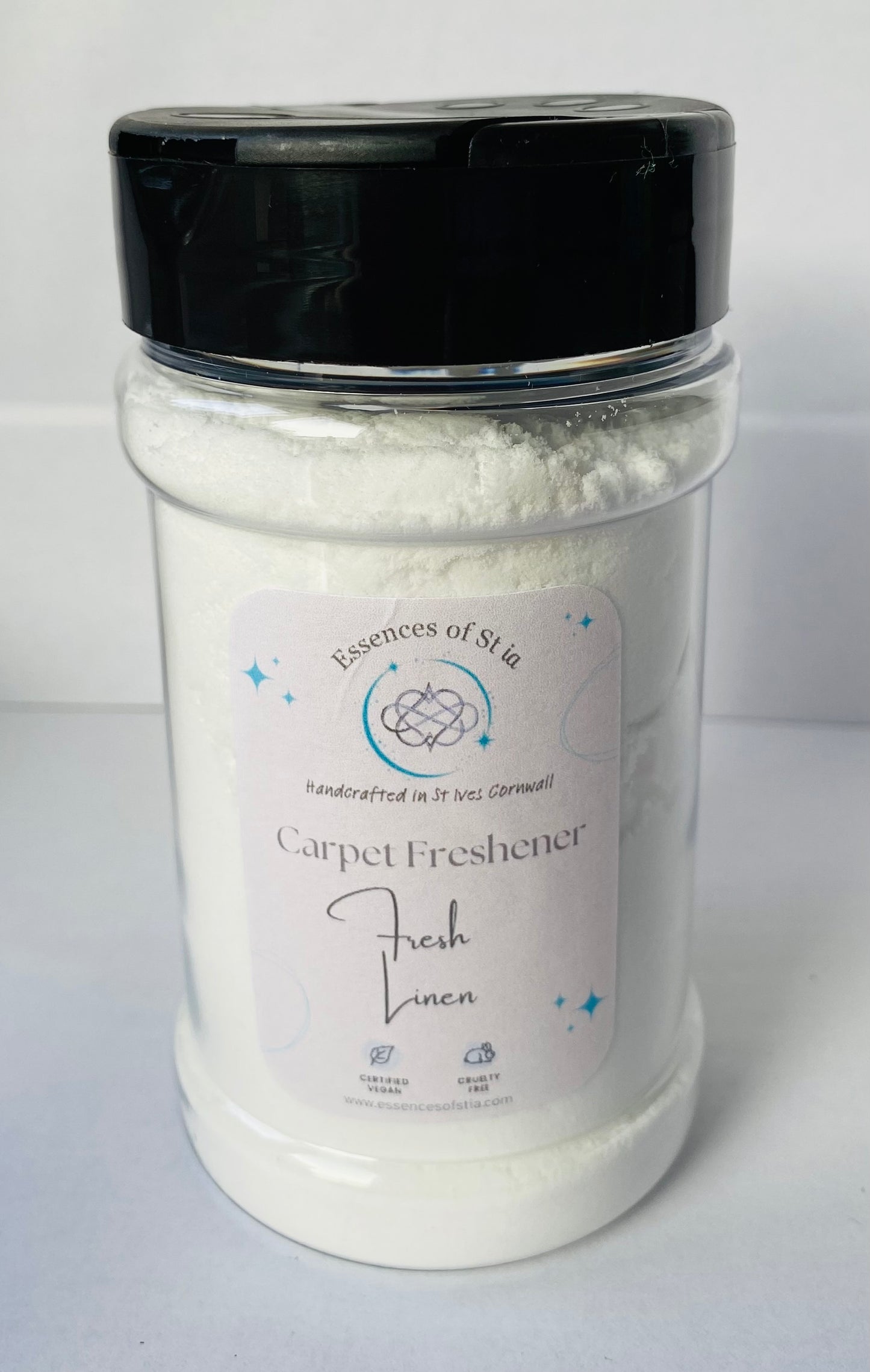 Fresh Linen Carpet Freshener - A clean, fresh, laundry-inspired scent. Eco-luxury, highly scented, long lasting home fragrance housed in an eco-conscious PET shaker bottle.
