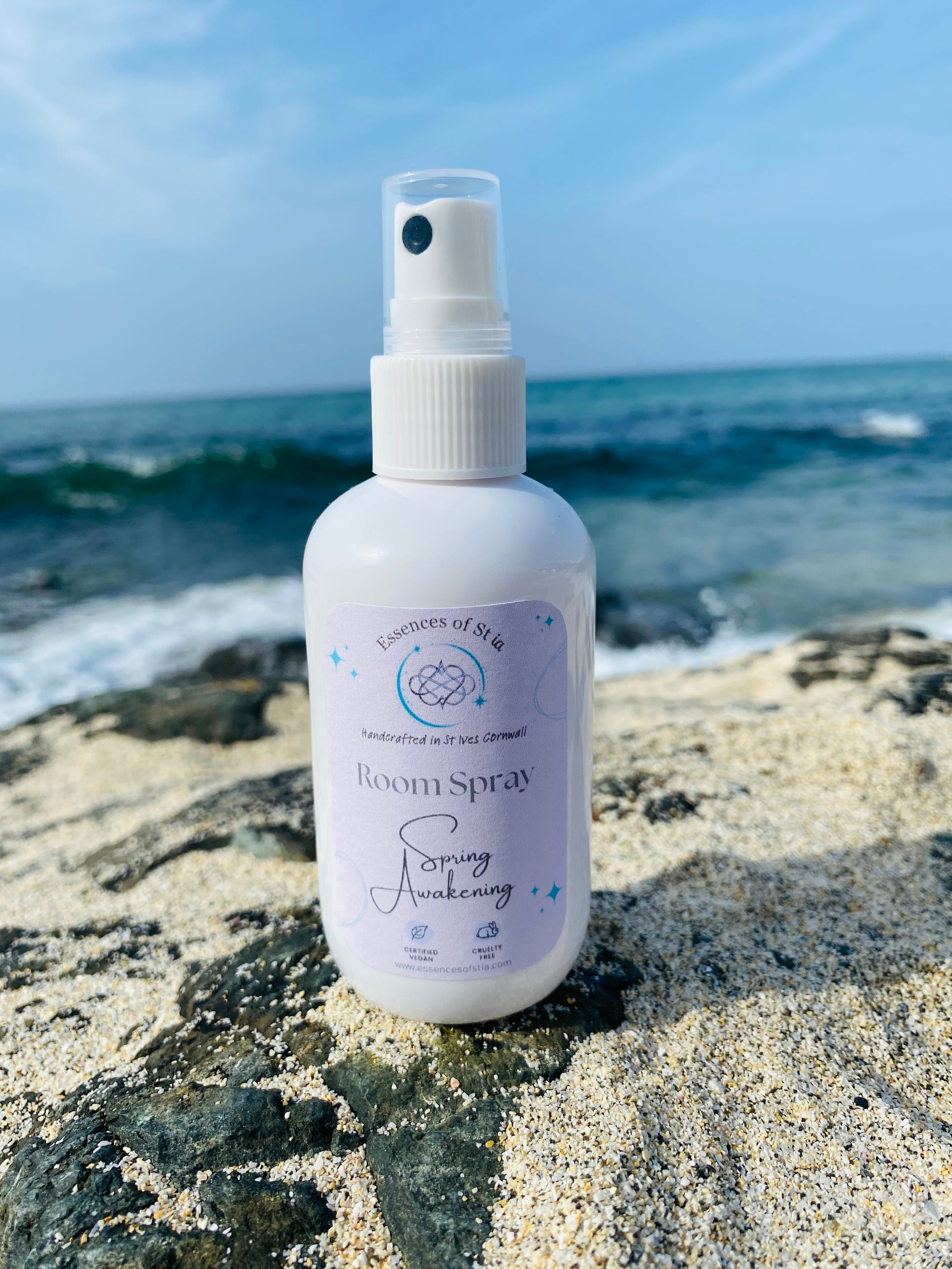 Spring Awakening Room Spray - Luxurious Spanish cleaning-inspired home fragrance from the heart of St Ives, Cornwall. Highly scented, long lasting, vegan friendly and cruelty free. 